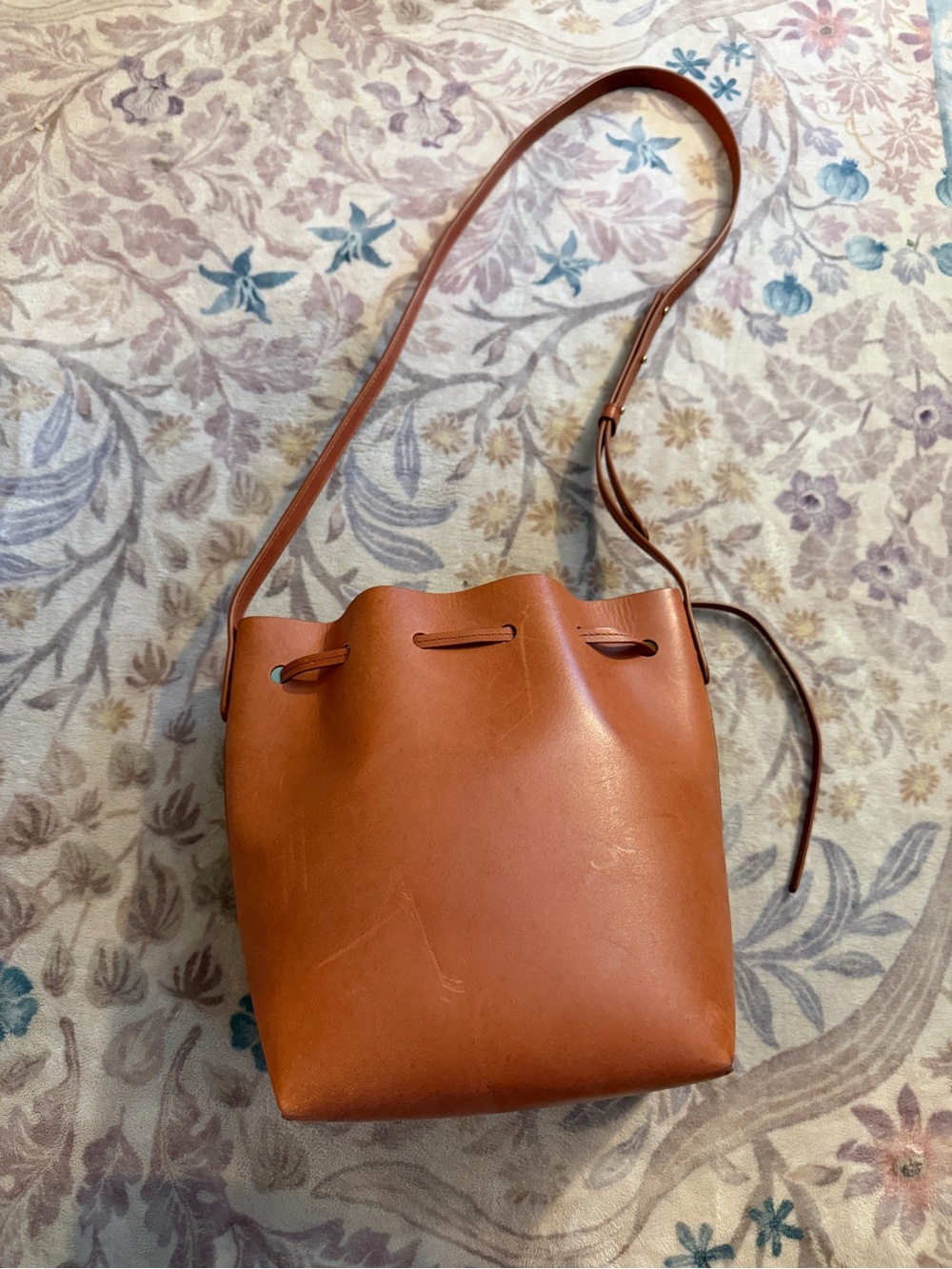 Mansur Gavriel Tan Leather Drawstring Crossbody Bag - Picture 3 of 4